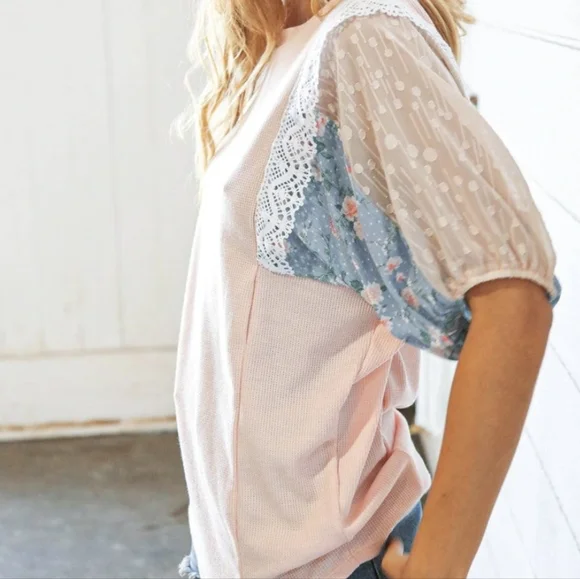 π New Cute Crochet Sleeve Top - Picture 3 of 4